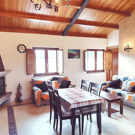 Mit Aussicht In Navalin - By Interhome * Santa Gadea (Asturias)